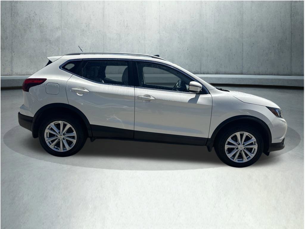 Used 2018 Nissan Rogue Sport SV AWD/4WD image 8
