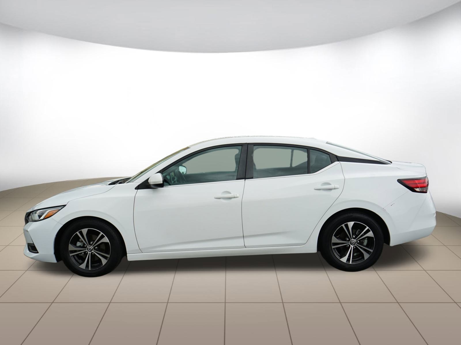 Used 2021 Nissan Sentra SV image 4