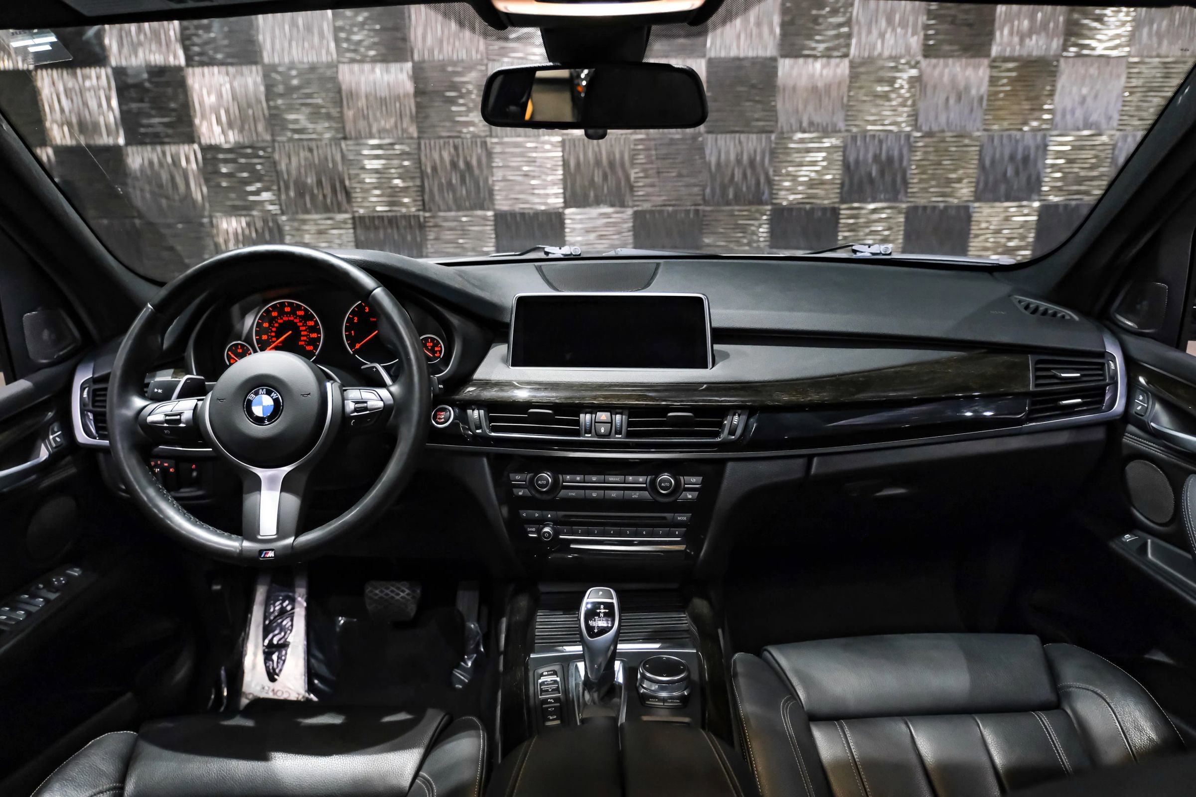 Used 2018 BMW X5 xDrive50i image 12