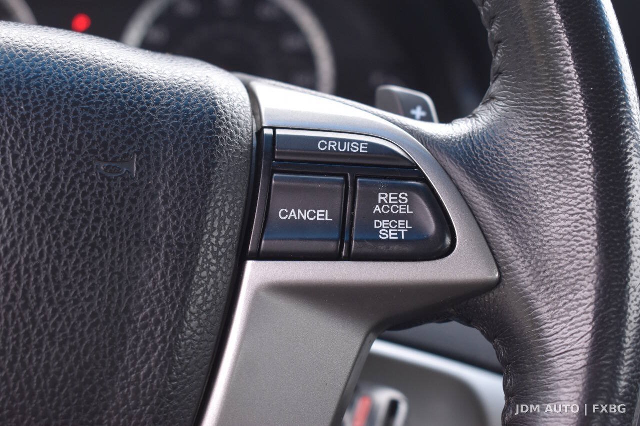 Used 2012 Honda Accord EX-L image 17