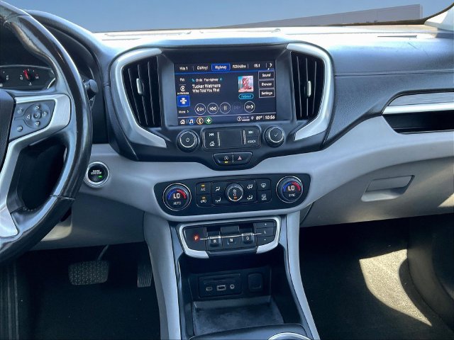 Used 2022 GMC Terrain SLT w/ LPO, Floor Liner Package AWD/4WD image 11