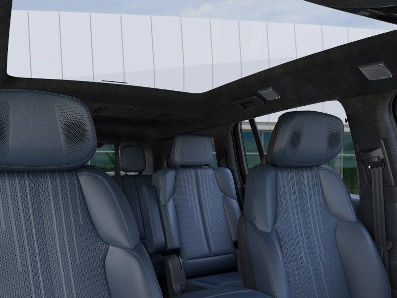 New 2025 Cadillac Escalade IQ Luxury 2 w/ LPO, Radiant Package AWD/4WD image 27