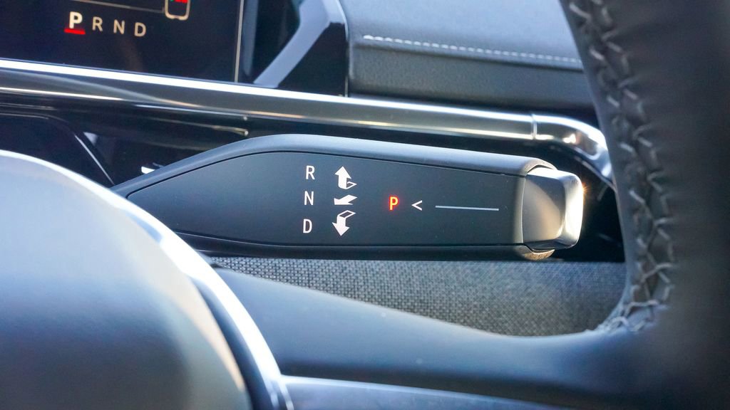 Used 2026 GMC Sierra EV Elevation image 25