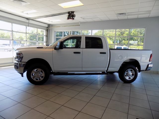 New 2026 RAM 2500 Tradesman AWD/4WD image 4