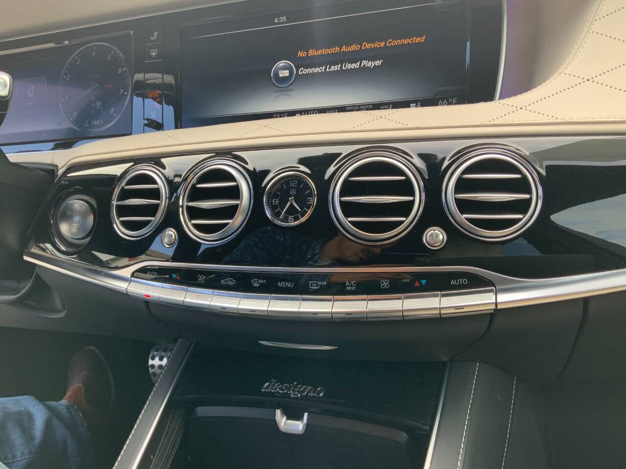 Used 2017 Mercedes-Benz S 550 Sedan image 24