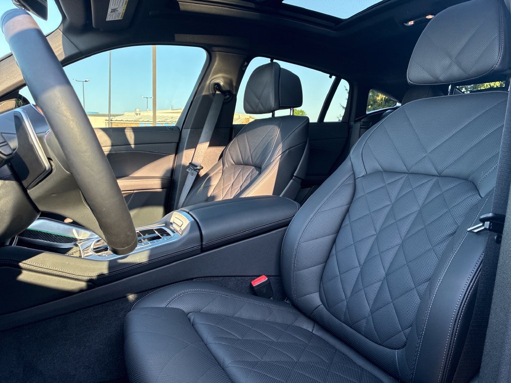 Used 2026 BMW X6 M60i AWD/4WD image 13