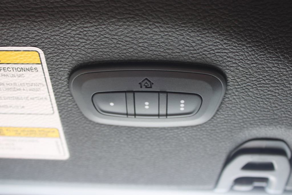 Used 2020 Jeep Wrangler Unlimited Sahara image 28
