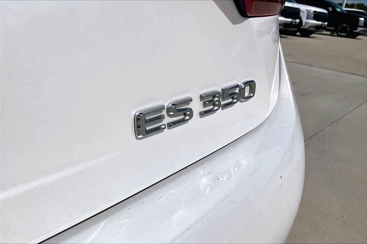 Used 2018 Lexus ES 350 w/ Navigation System Package FWD image 31