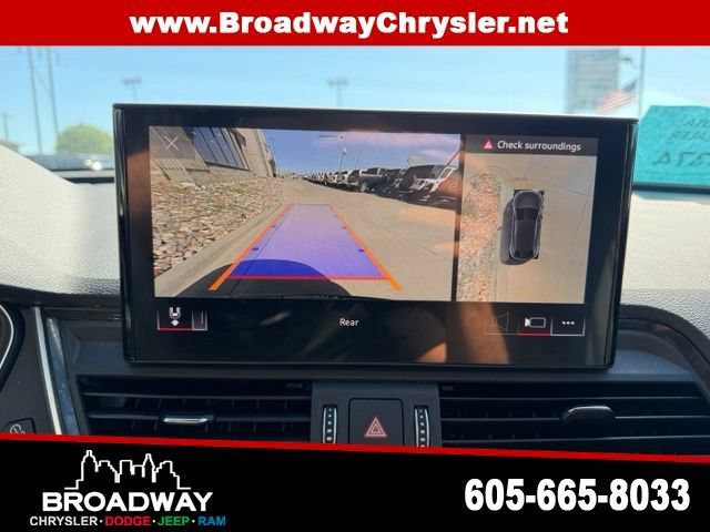 Used 2023 Audi Q5 2.0T Premium Plus w/ Premium Plus Package AWD/4WD image 19