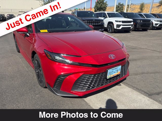Used 2025 Toyota Camry SE FWD image 8