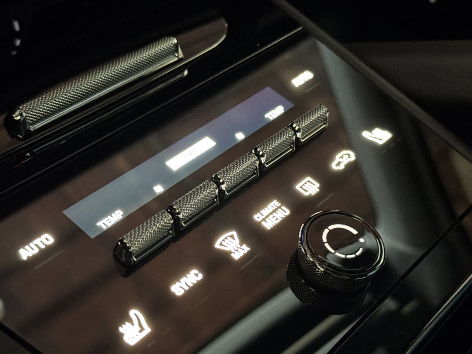 New 2026 Porsche Cayenne E-Hybrid image 25