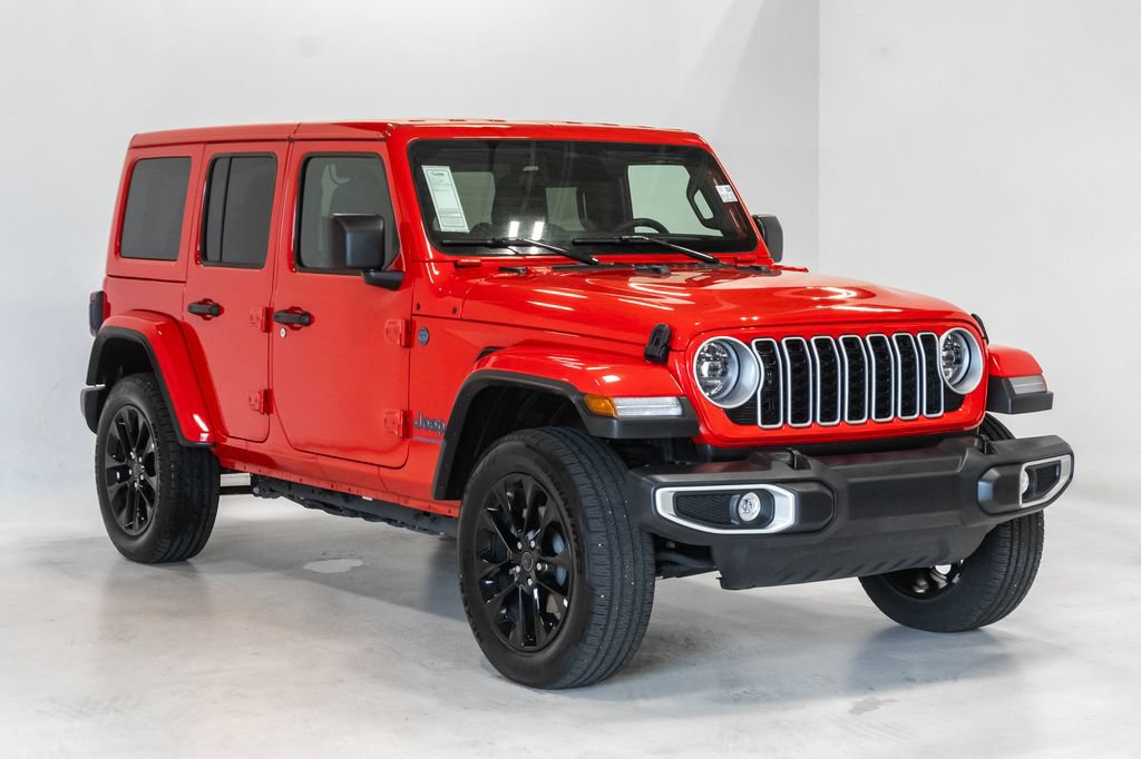 Used 2025 Jeep Wrangler Unlimited Sahara w/ Safety Group AWD/4WD image 7