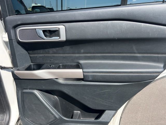 Used 2023 Ford Explorer XLT w/ Equipment Group 202A image 13