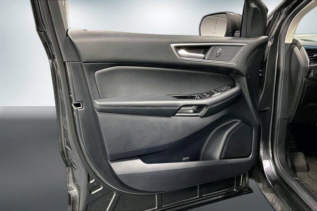 Used 2020 Ford Edge SEL w/ Convenience Package FWD image 18