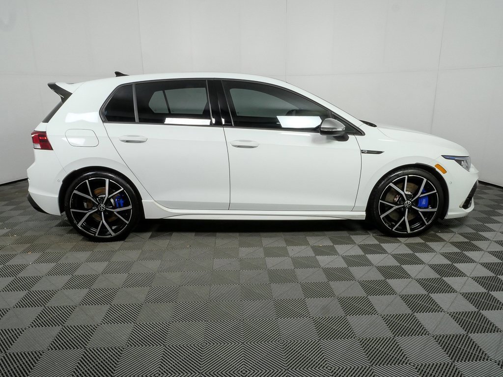 Used 2023 Volkswagen Golf R image 27