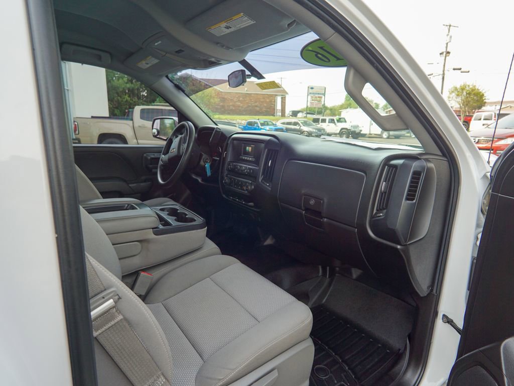 Used 2016 Chevrolet Silverado 1500 W/T RWD image 18