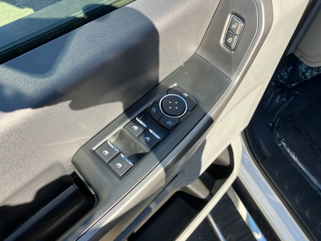 New 2026 Ford F350 XLT image 23