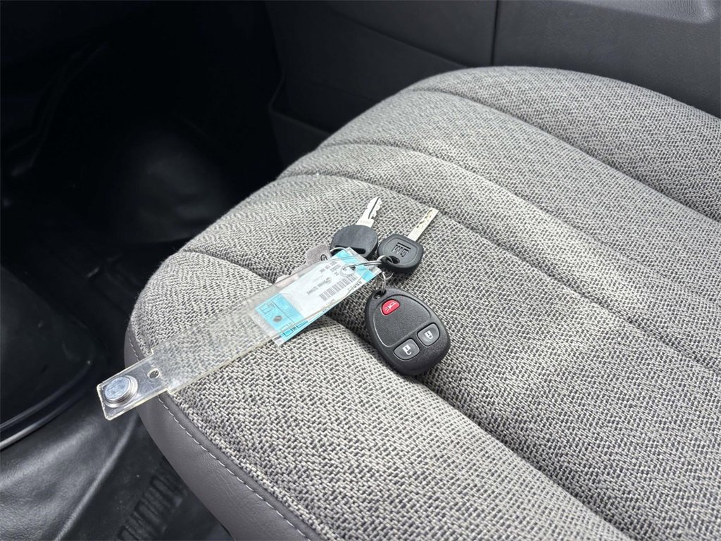 New 2025 GMC Savana 3500 w/ Power Convenience Package image 11