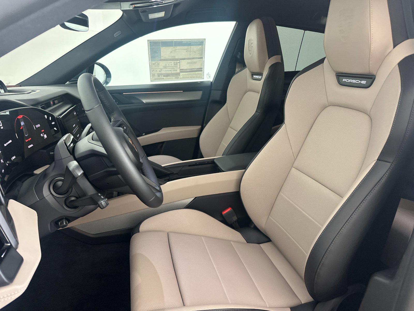 New 2026 Porsche Cayenne Electric Coupe AWD/4WD image 5