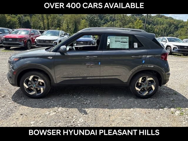 New 2026 Hyundai Venue SEL FWD image 2