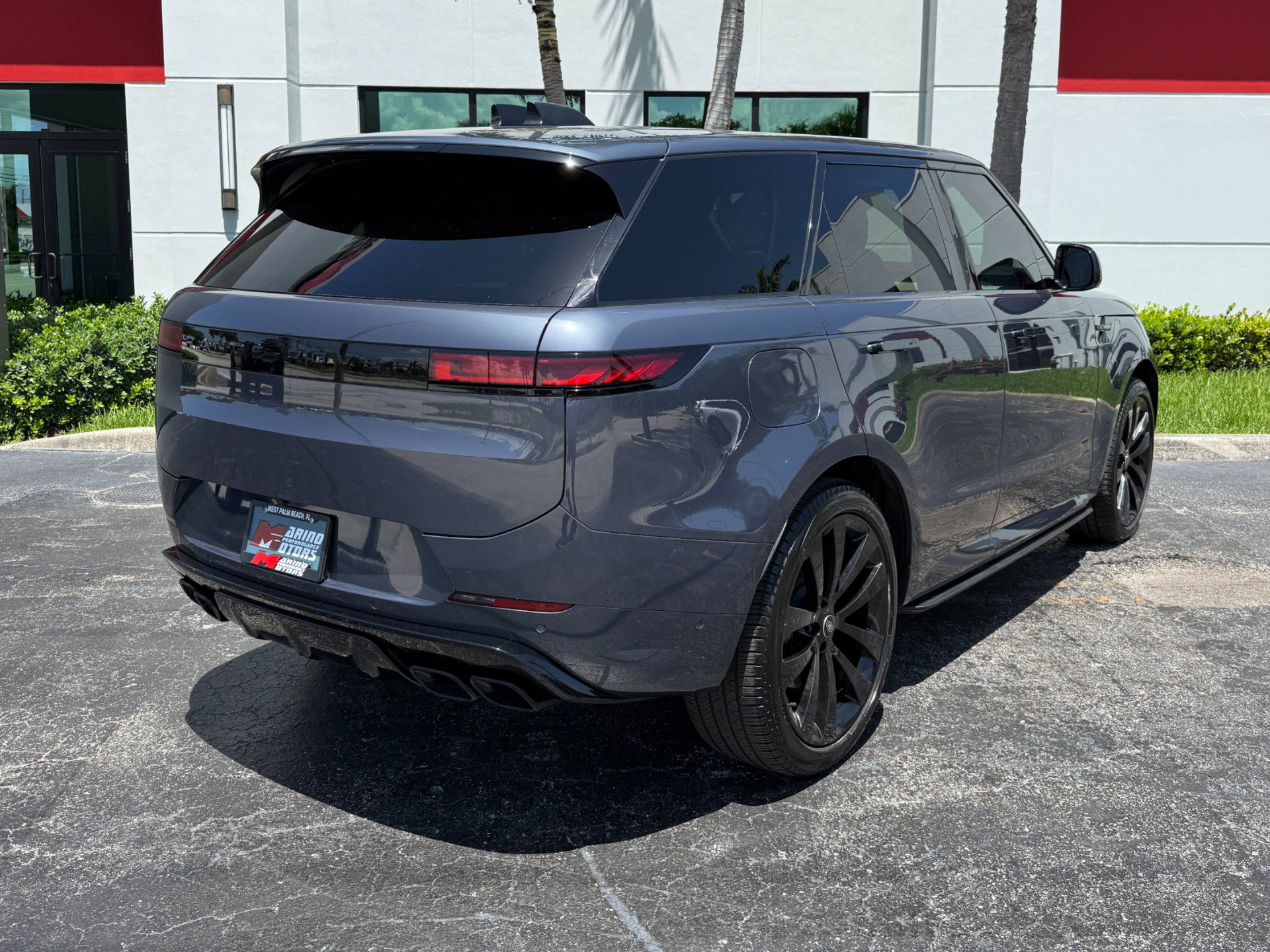Used 2023 Land Rover Range Rover Sport First Edition AWD/4WD image 17