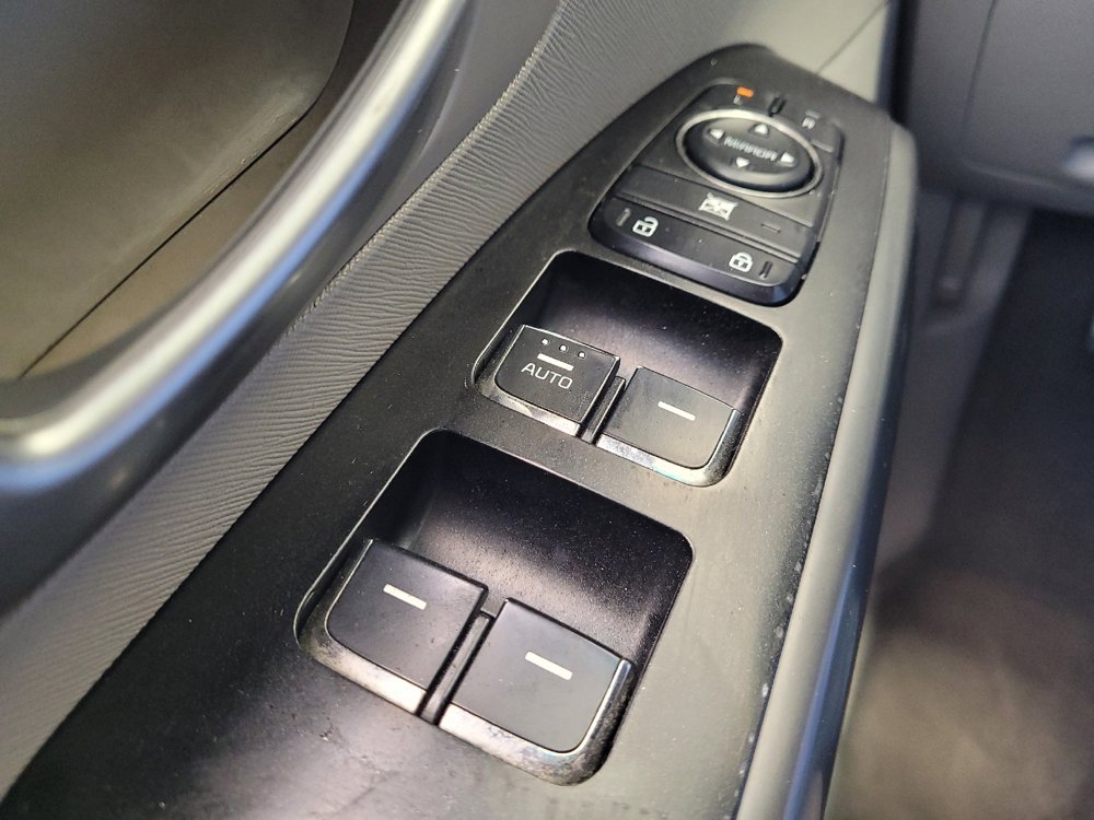 Used 2020 Kia Sedona L FWD image 27