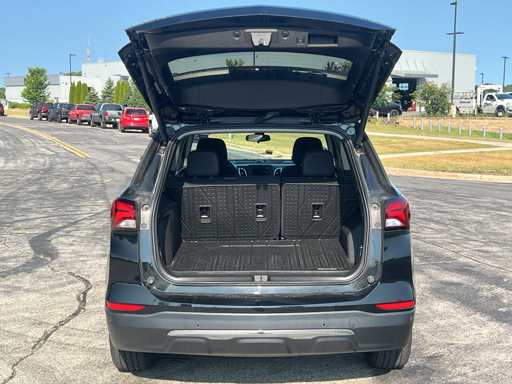 Used 2024 Chevrolet Equinox LT w/ LPO, Floor Liner Package AWD/4WD image 35