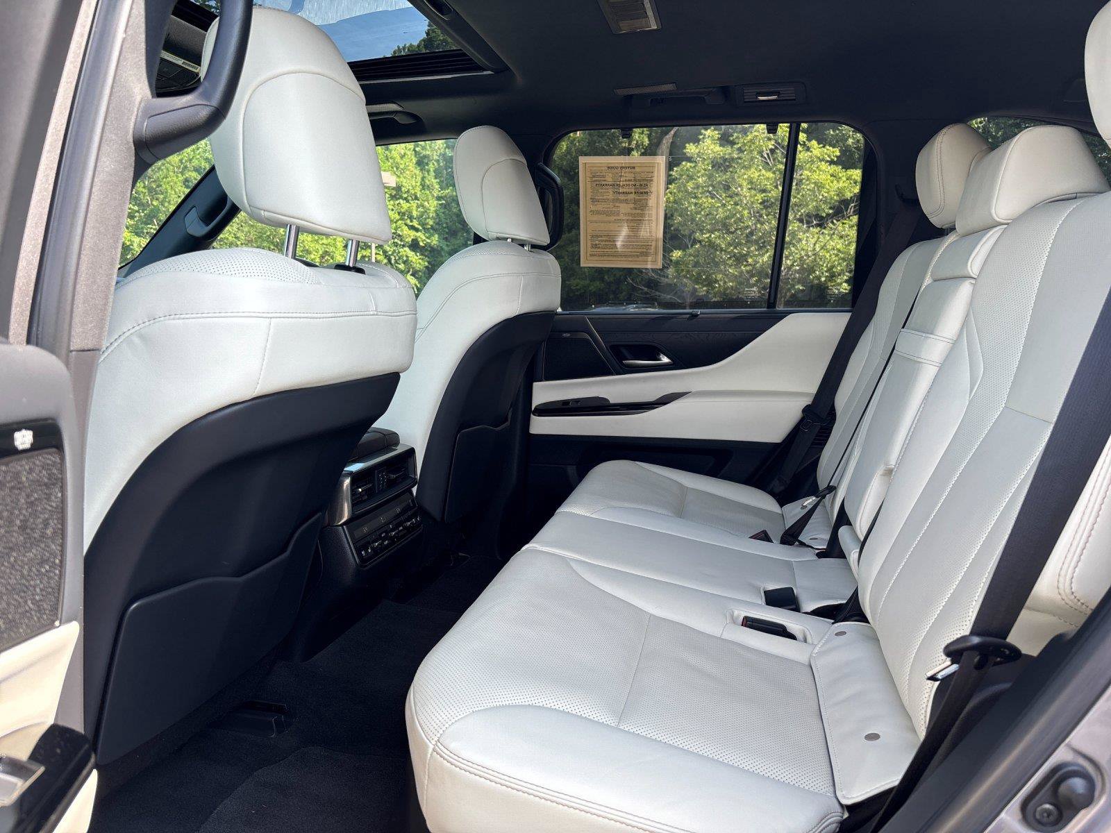 Used 2023 Lexus LX 600 4WD w/ Appearance Package image 33