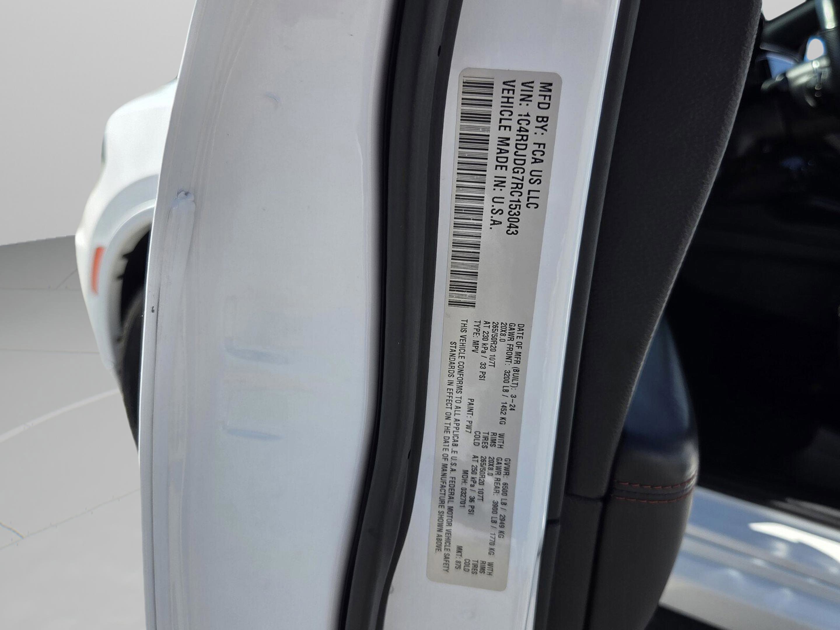 Used 2024 Dodge Durango GT AWD/4WD image 17