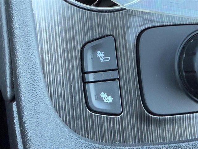 Used 2020 GMC Acadia SLT image 21