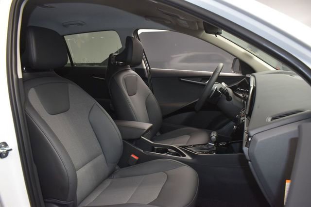 Used 2025 Kia Niro EX FWD image 12