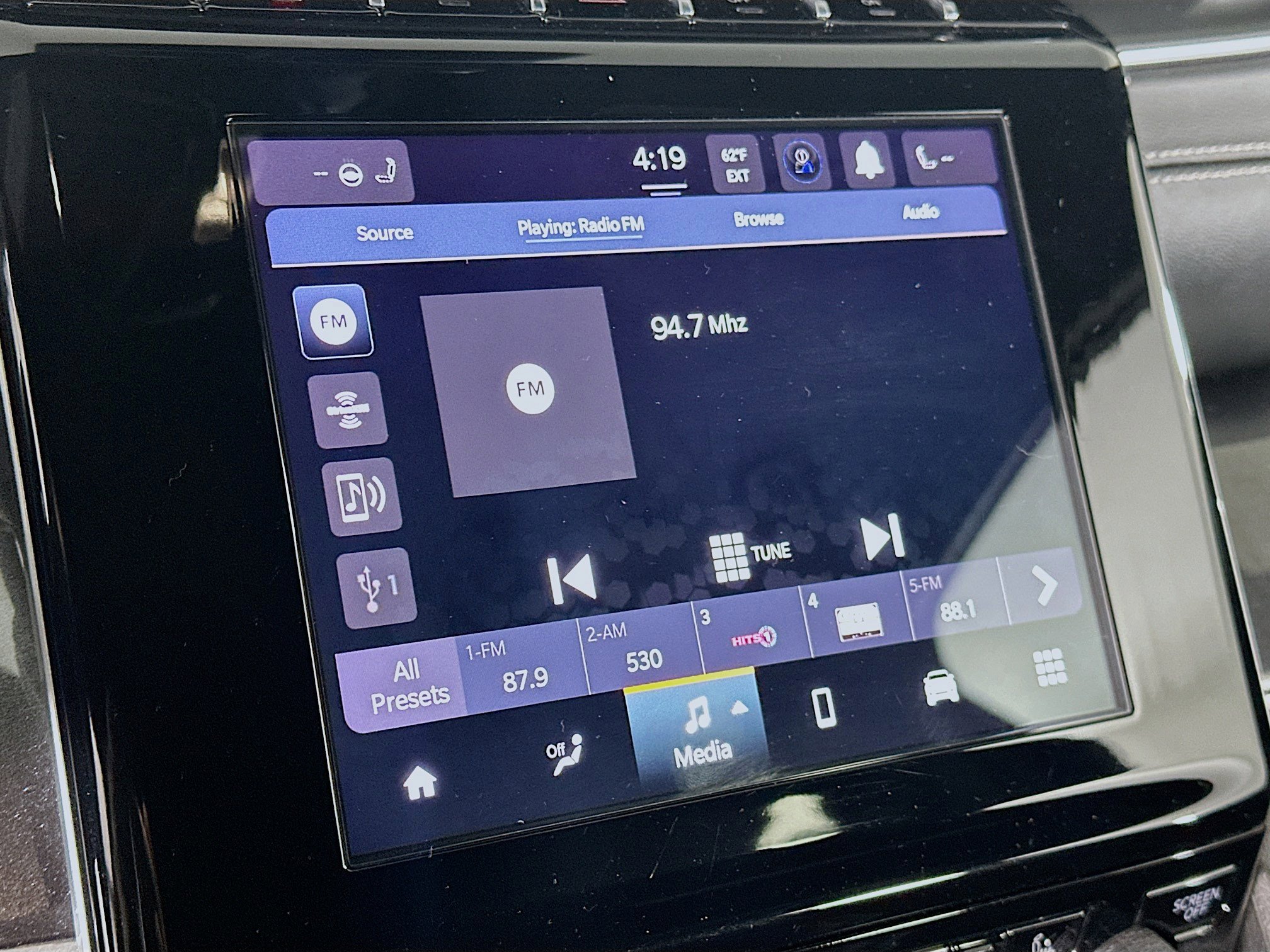 Used 2021 Jeep Grand Cherokee L Laredo image 21