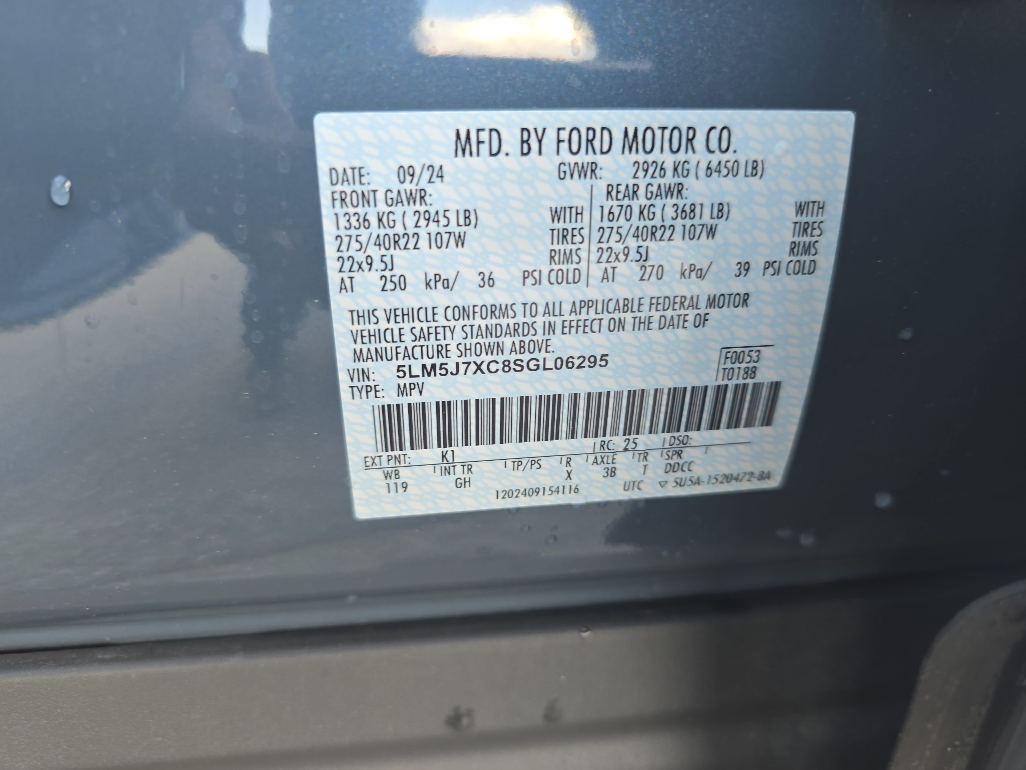 Certified 2025 Lincoln Aviator Reserve w/ Equipment Group 201A AWD/4WD image 35