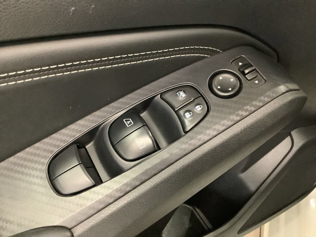 Used 2019 Nissan Altima 2.5 SV AWD/4WD image 12