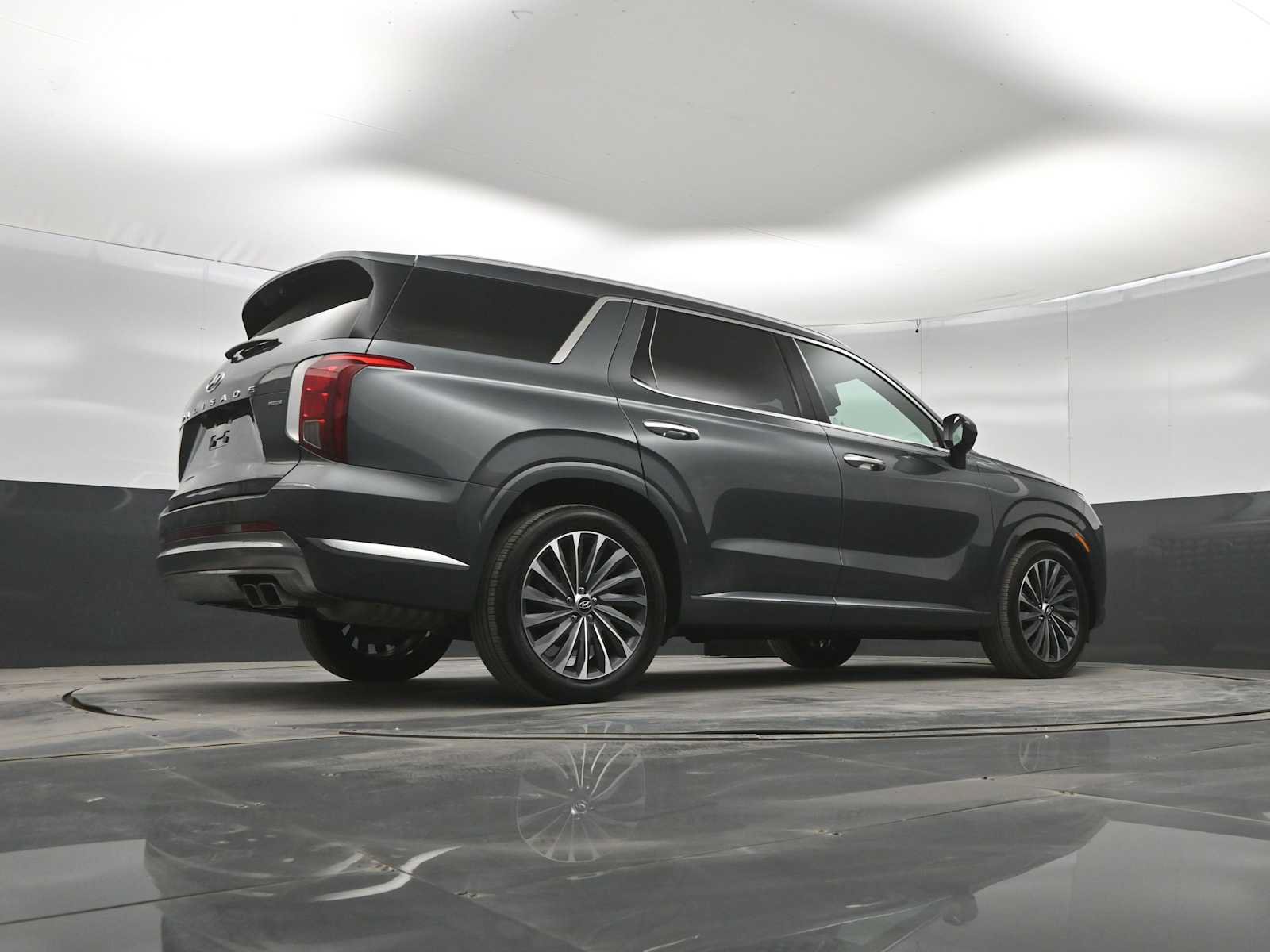 Used 2024 Hyundai Palisade Calligraphy AWD/4WD image 40