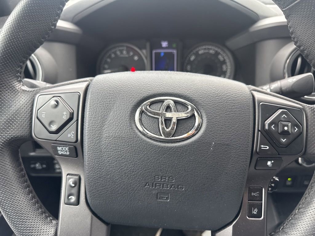 Used 2019 Toyota Tacoma TRD Off-Road image 8