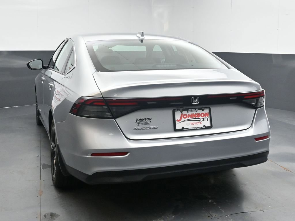 Used 2024 Honda Accord EX image 6