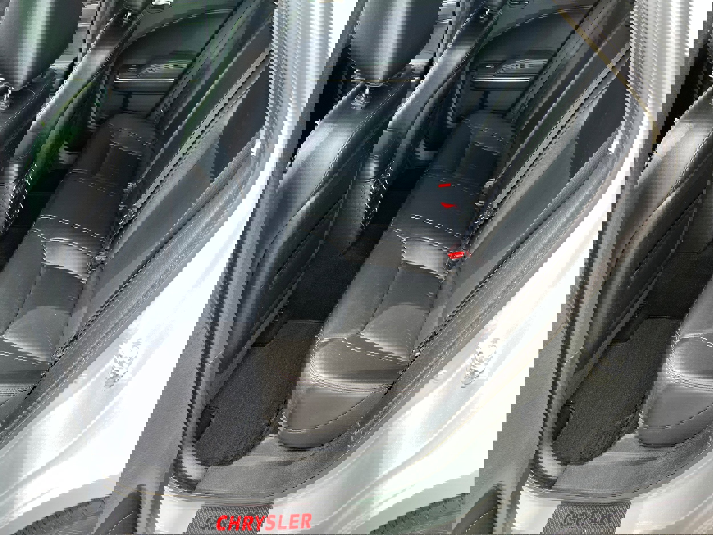 Used 2020 Chrysler 300 Touring L w/ Quick Order Package 2EF image 8