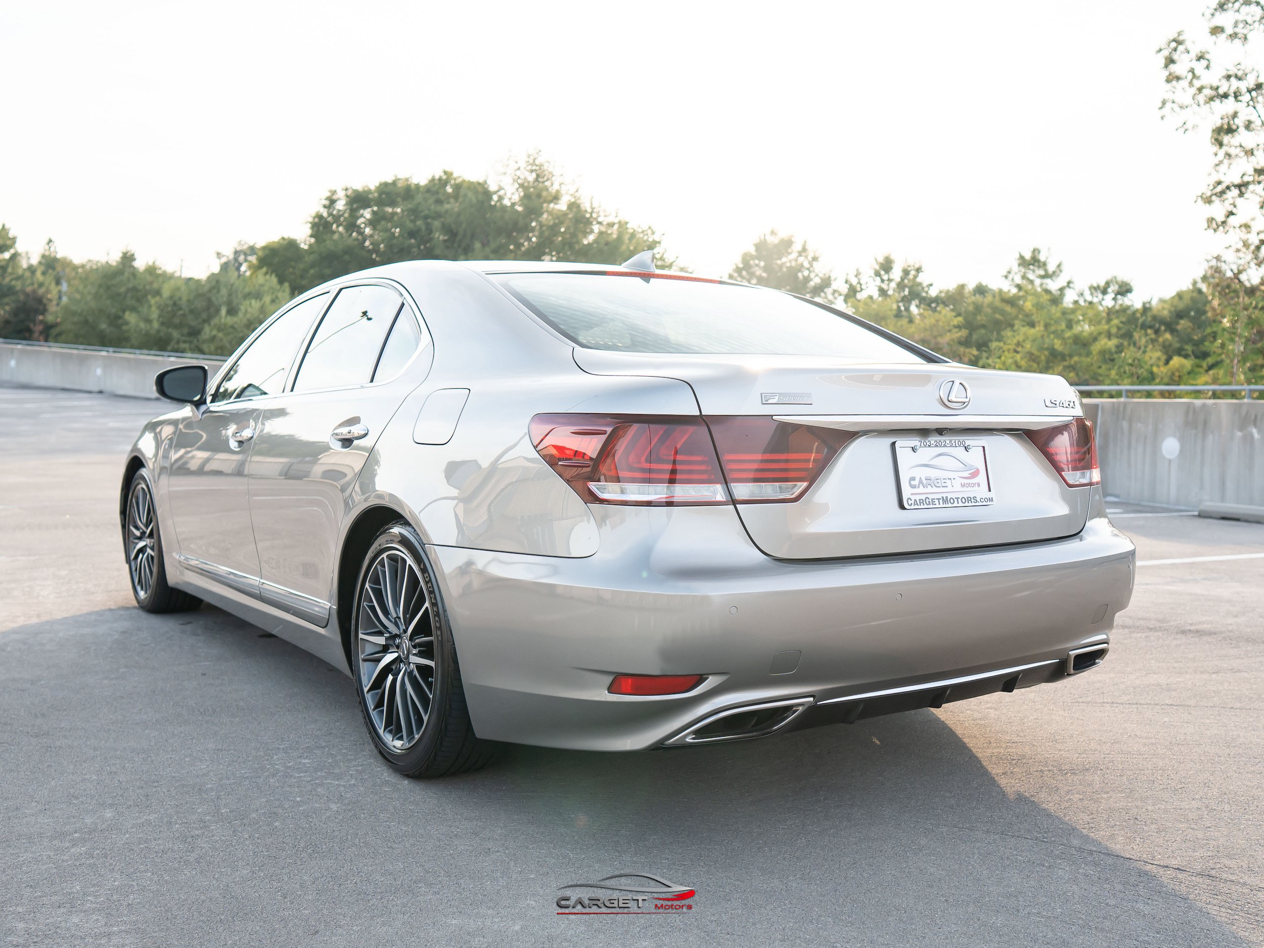 Used 2017 Lexus LS 460 F Sport RWD image 5