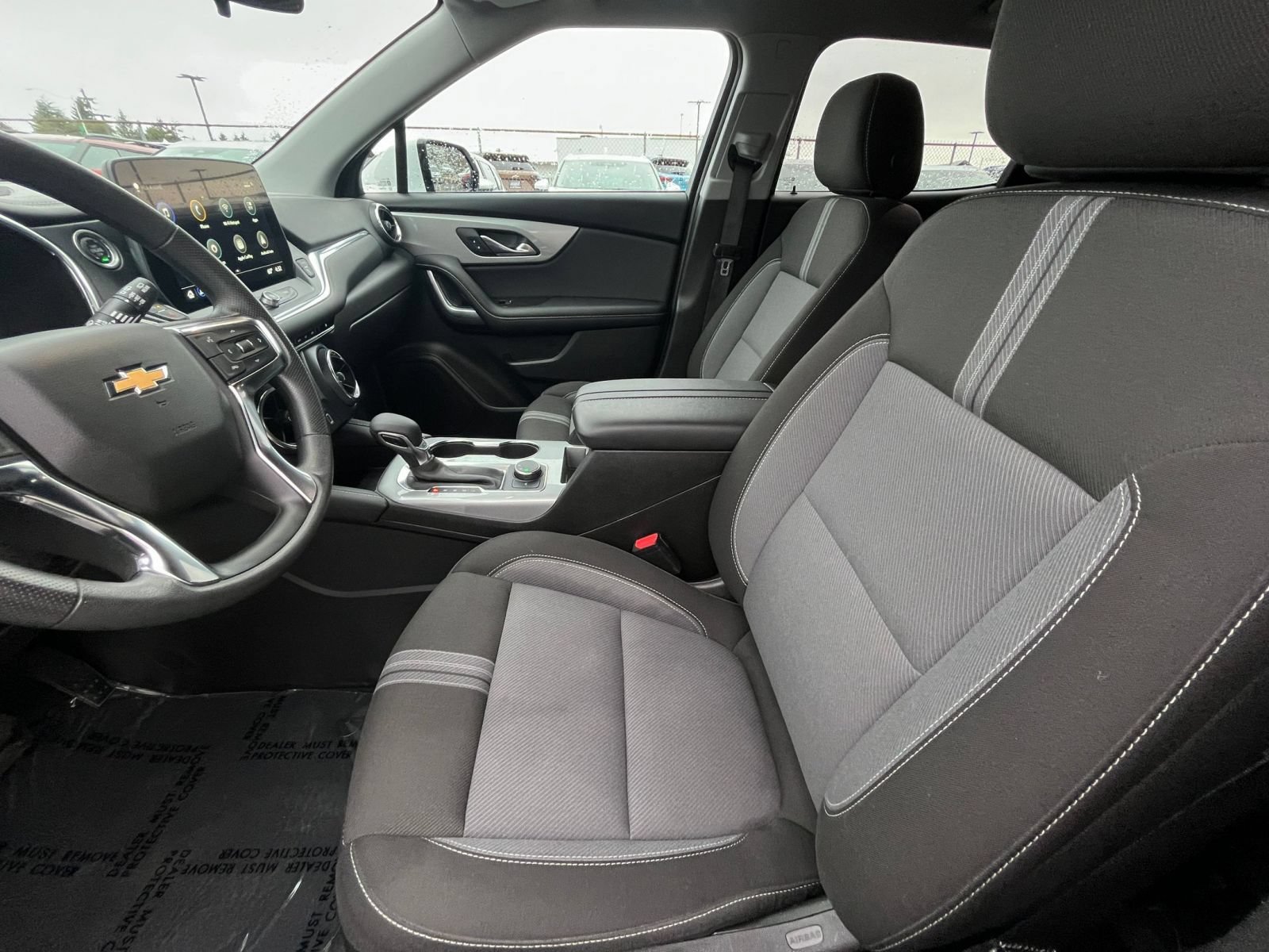 Used 2025 Chevrolet Blazer LT FWD image 27