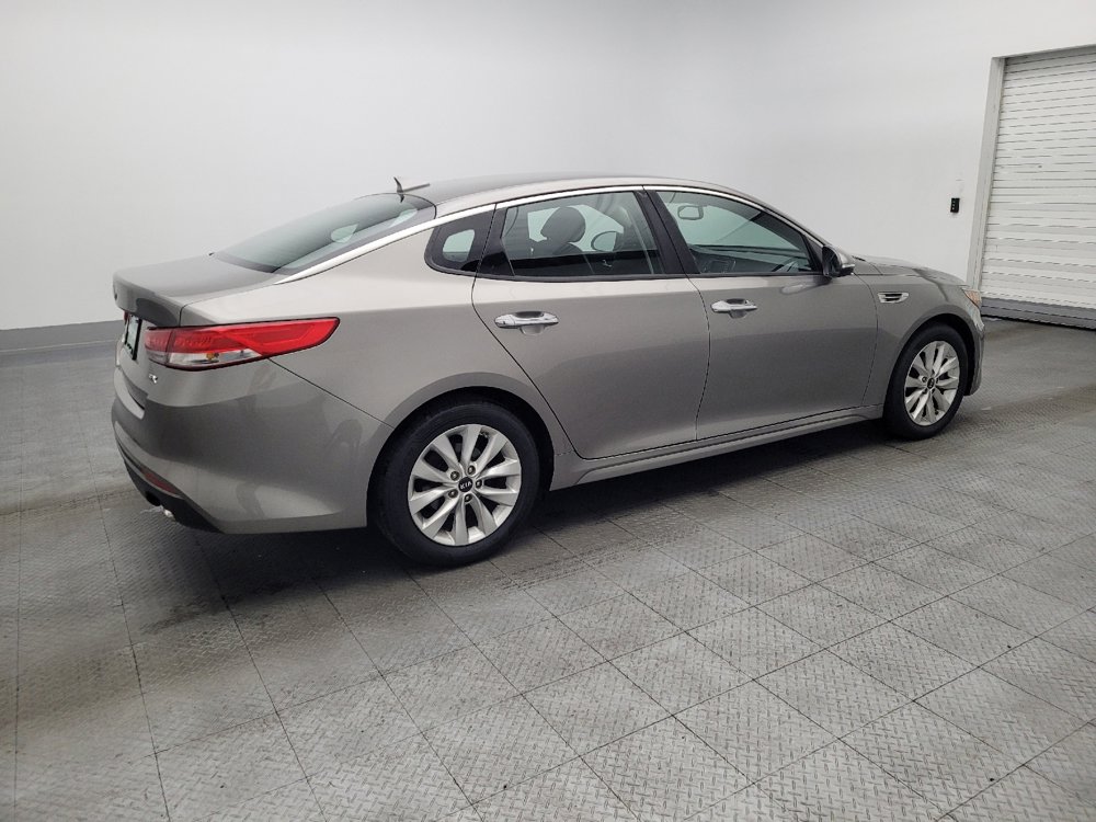 Used 2016 Kia Optima EX image 10
