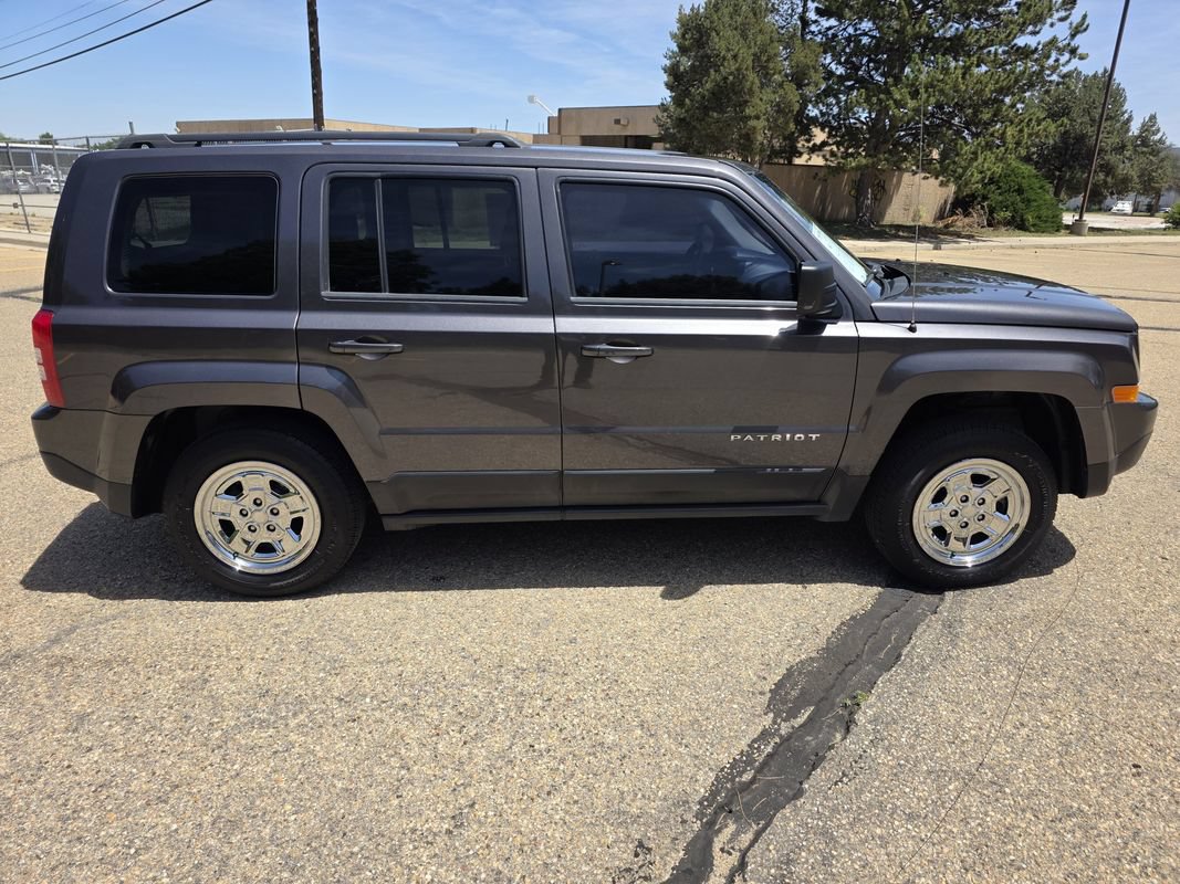 Used 2015 Jeep Patriot Sport AWD/4WD image 9