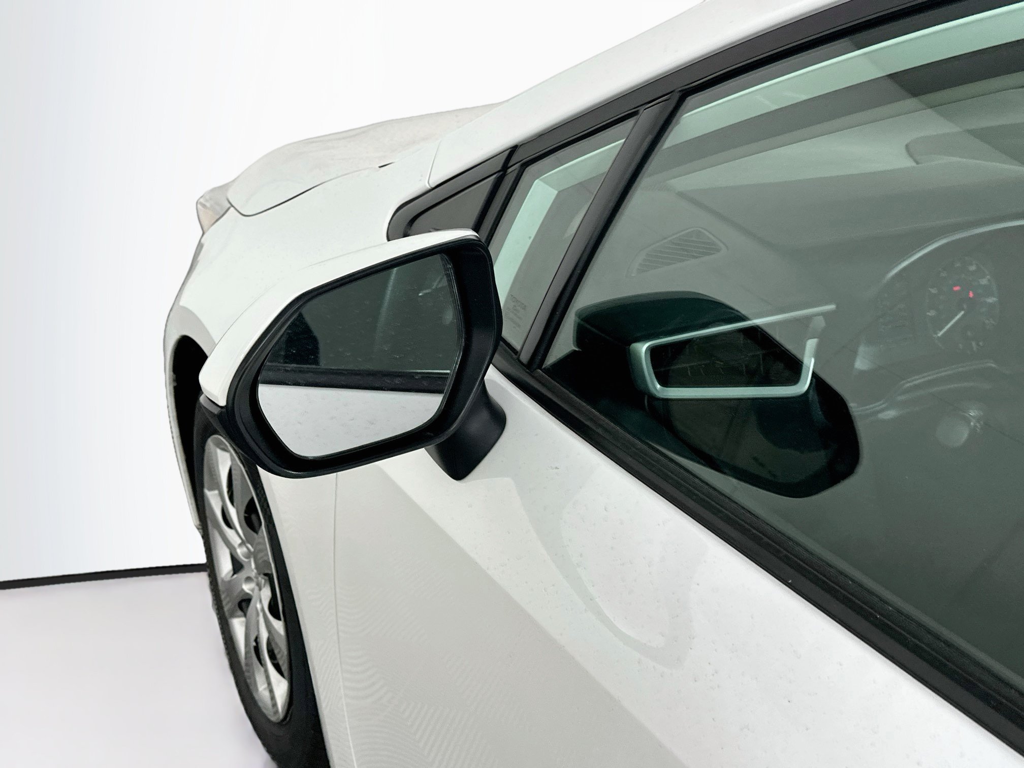 Used 2025 Toyota Corolla LE FWD image 16