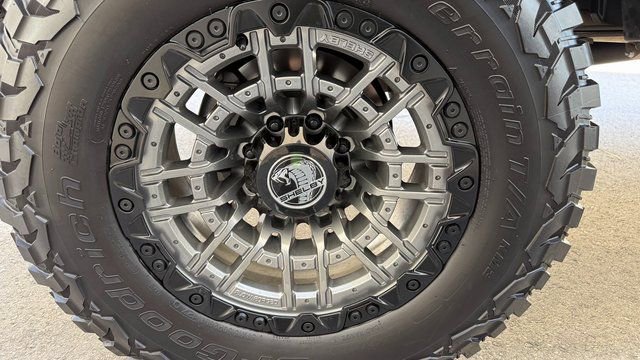 Used 2024 Ford F250 Lariat w/ Lariat Ultimate Package image 19