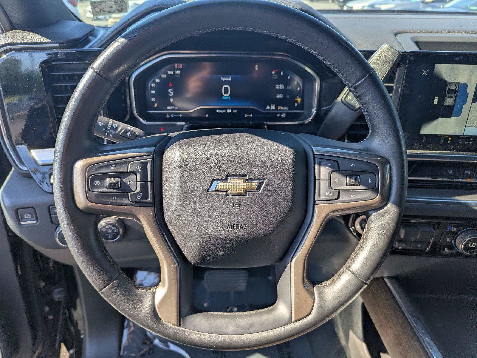 Used 2024 Chevrolet Silverado 2500 High Country w/ Technology Package AWD/4WD image 18