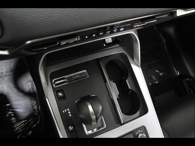 Certified 2024 MAZDA CX-90 Plug-In Hybrid w/ Premium Pkg image 16