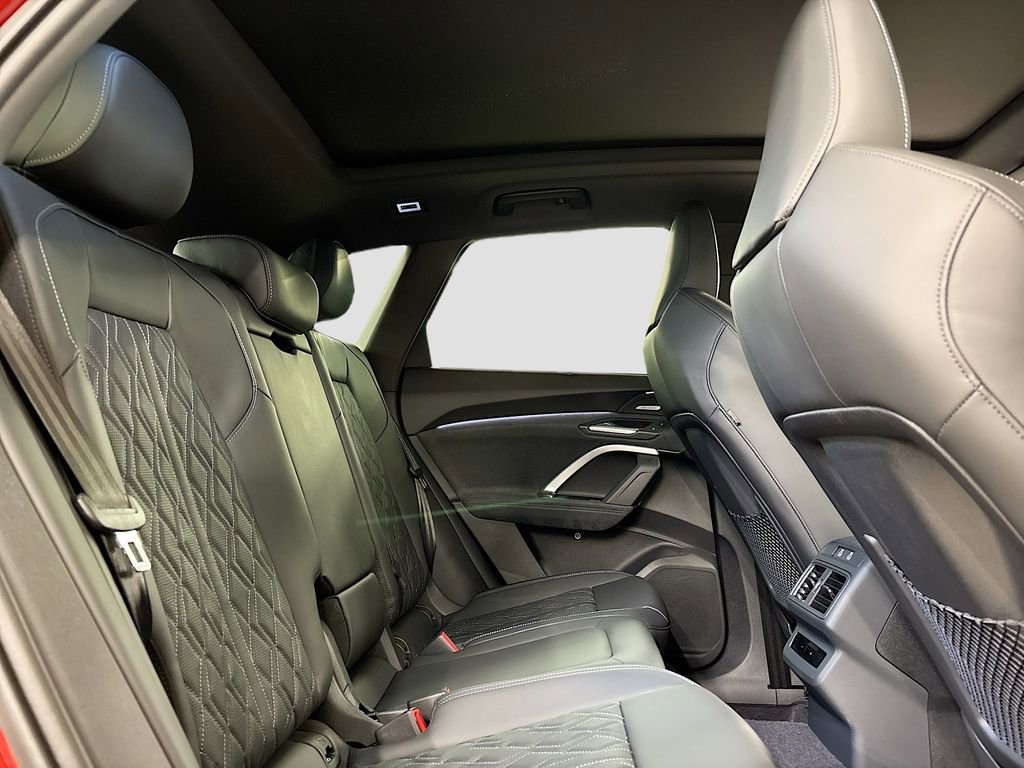New 2026 Audi SQ5 Premium Plus image 16