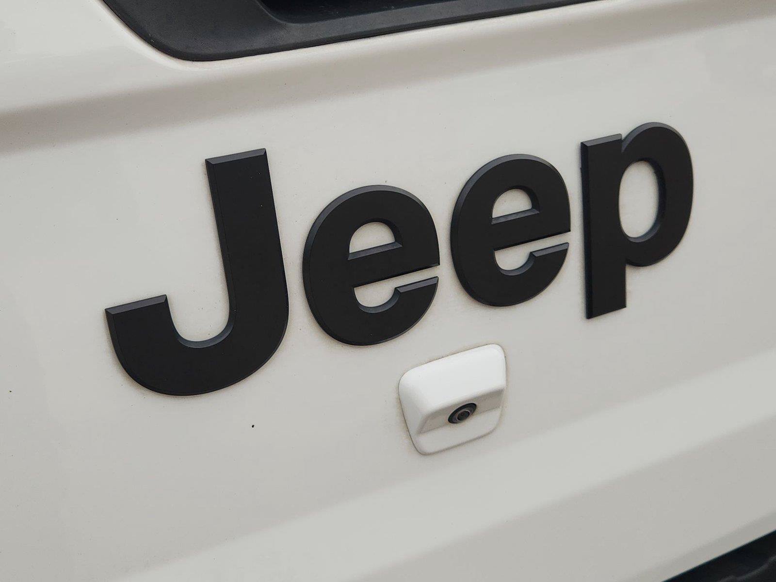 Used 2024 Jeep Gladiator Sport AWD/4WD image 29