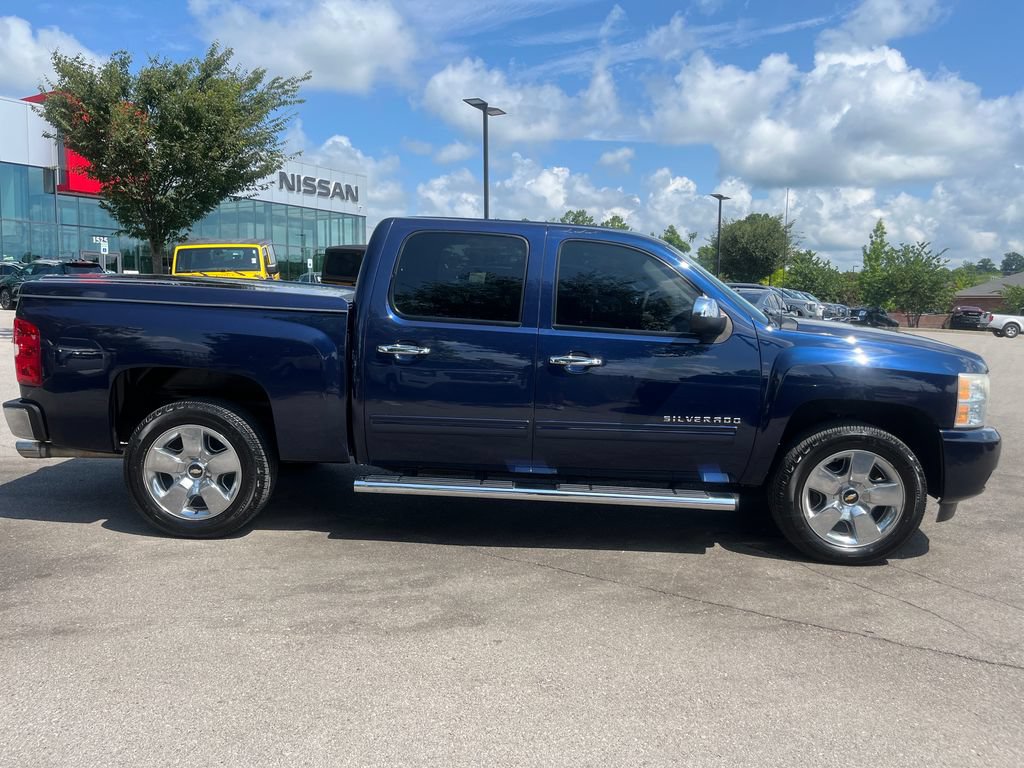 Used 2011 Chevrolet Silverado 1500 LTZ w/ Max Trailering Pack AWD/4WD image 7