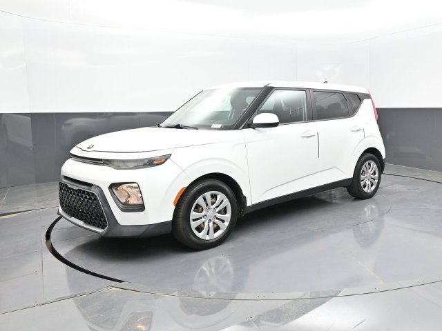 Used 2020 Kia Soul LX FWD image 2